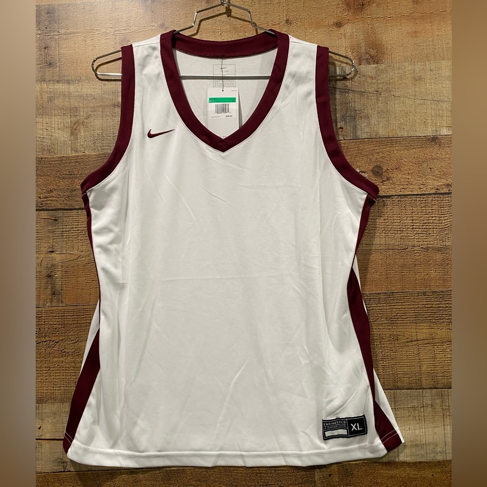 New With Tags Nike Womens Engineered Maroon & White Basketball Jersey Tank Sz XL